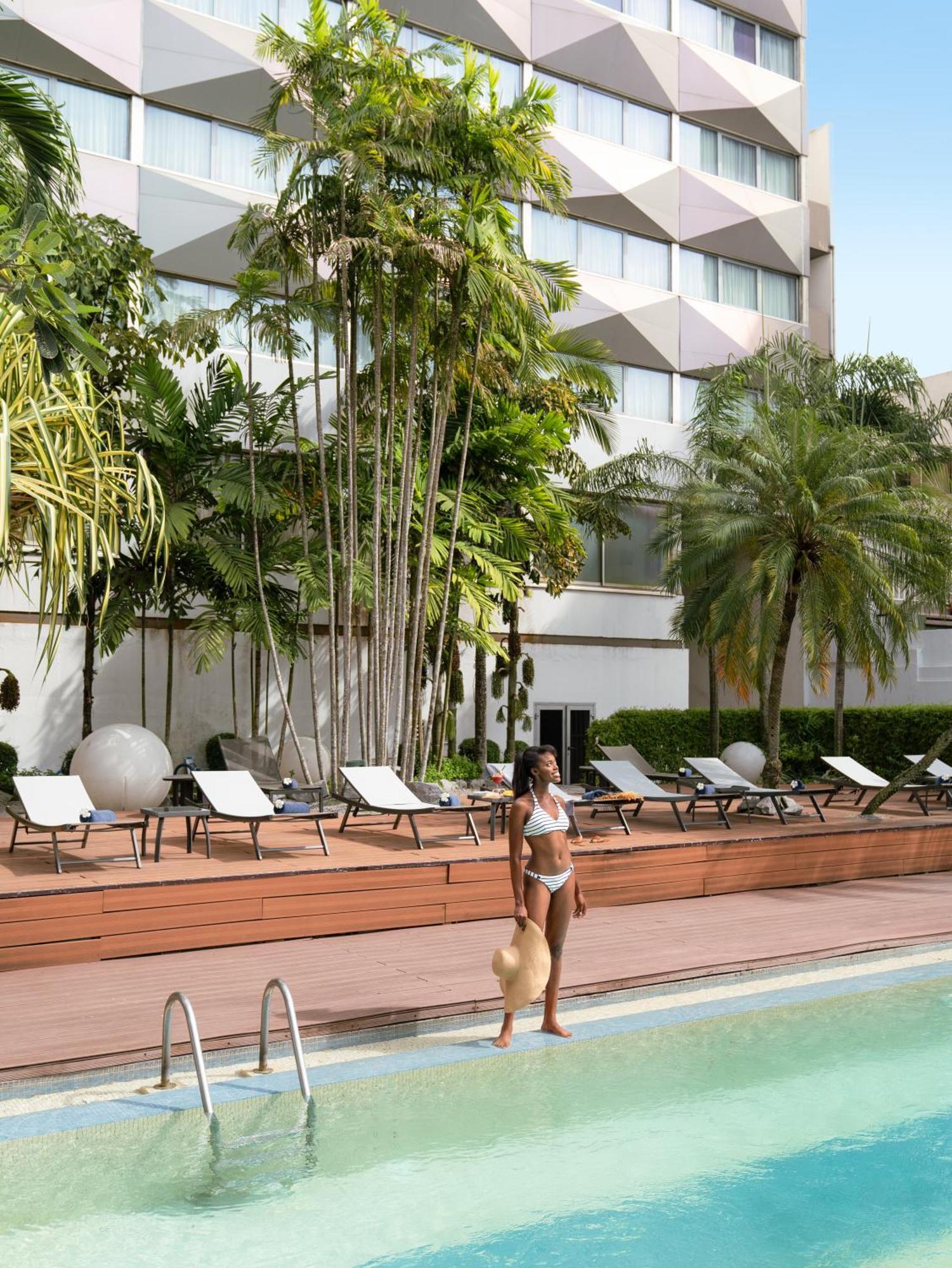 Novotel Abidjan Plateau Экстерьер фото