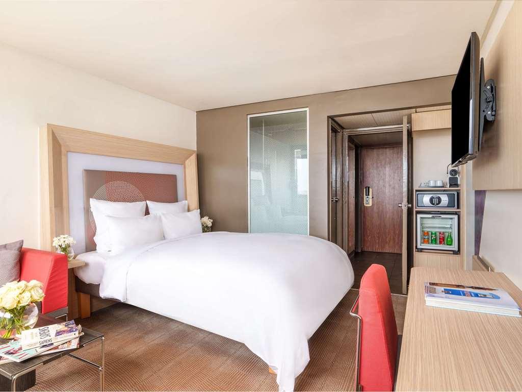Novotel Abidjan Plateau Номер фото